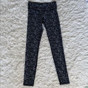 Fabletics Gray Black Print Leggings Size XXS